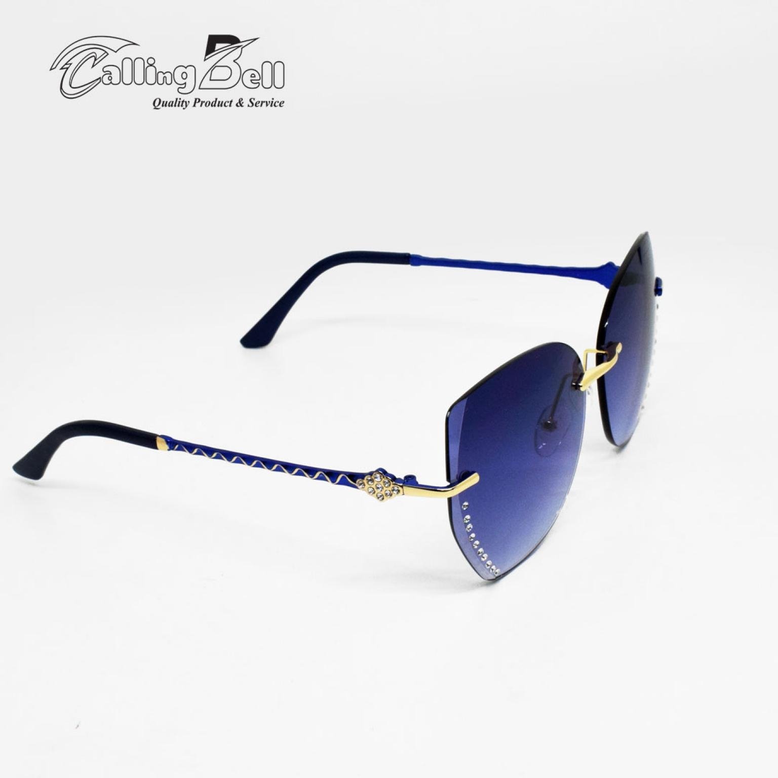 BIG FRAME MOST TRENDY SUNGLASS BROWN BLUE LENS WITH DESIGNED FRAME FOR WOMEN STONE PUTTING