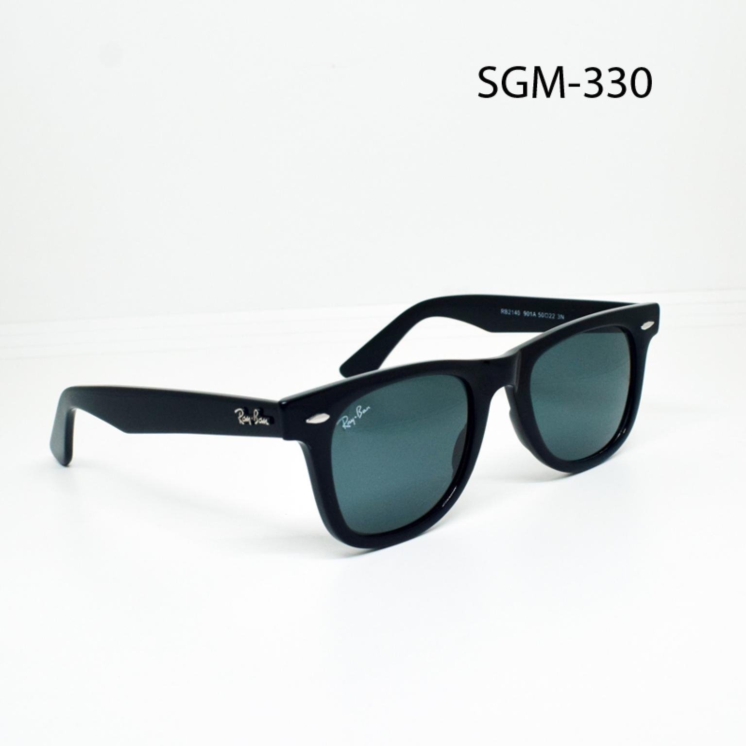 Men's New Premium Quality Wayfarer Black Sun Glasses For Style Driving UV Protection